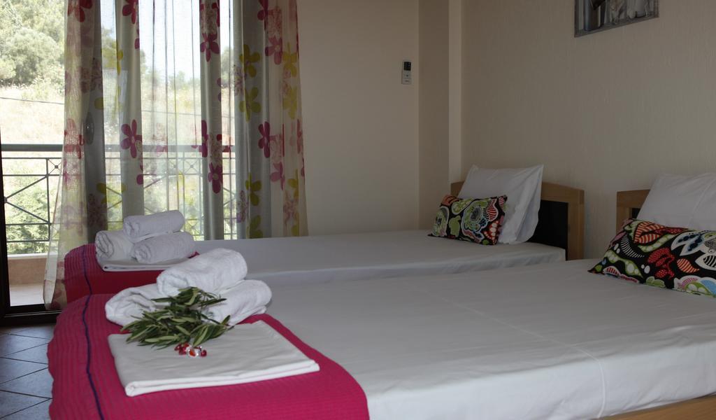 Sofia Luxury Maisonettes Nikiti  Chambre photo